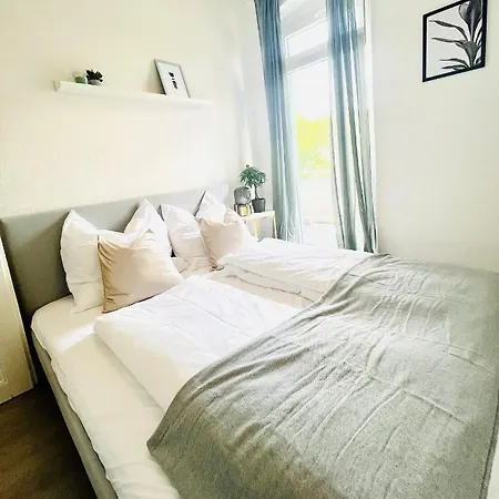 Renoviertes Apartment In Zentraler Lage - Wlan, Smart-Tv, Kueche, Balkon Und Queensize-Bett Fuer 4 Gaeste Erfurt Eksteriør billede