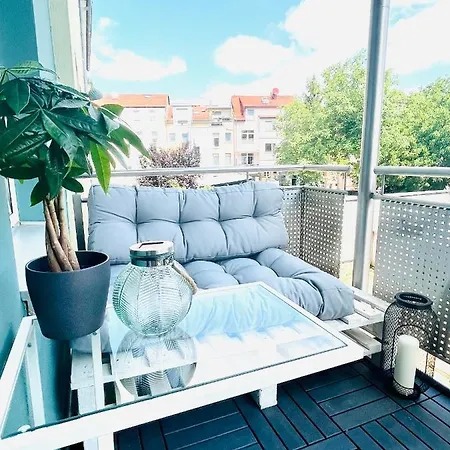 Renoviertes Apartment In Zentraler Lage - Wlan, Smart-Tv, Kueche, Balkon Und Queensize-Bett Fuer 4 Gaeste Erfurt Eksteriør billede
