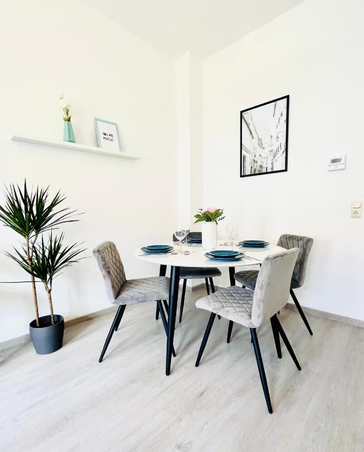 Zentrales Apartment: Modernisiert Mit Wlan, Smart-tv Und Balkon Apartment Erfurt