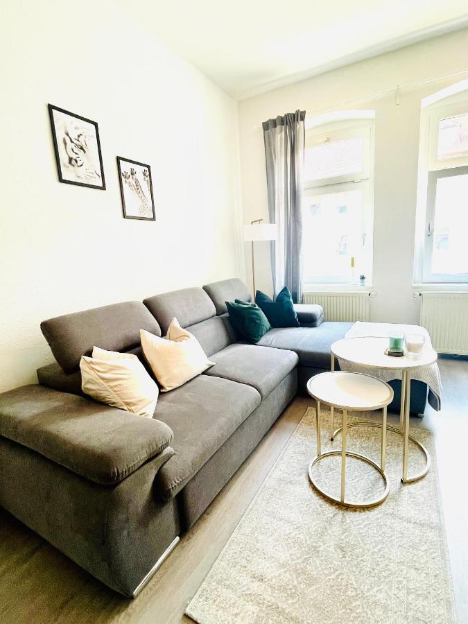 Zentrales Apartment: Modernisiert Mit Wlan, Smart-tv Und Balkon Apartment