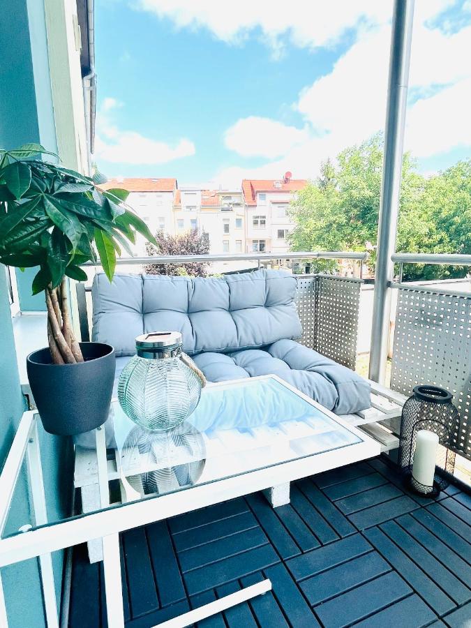 Zentrales Apartment: Modernisiert Mit Wlan, Smart-tv Und Balkon Erfurt